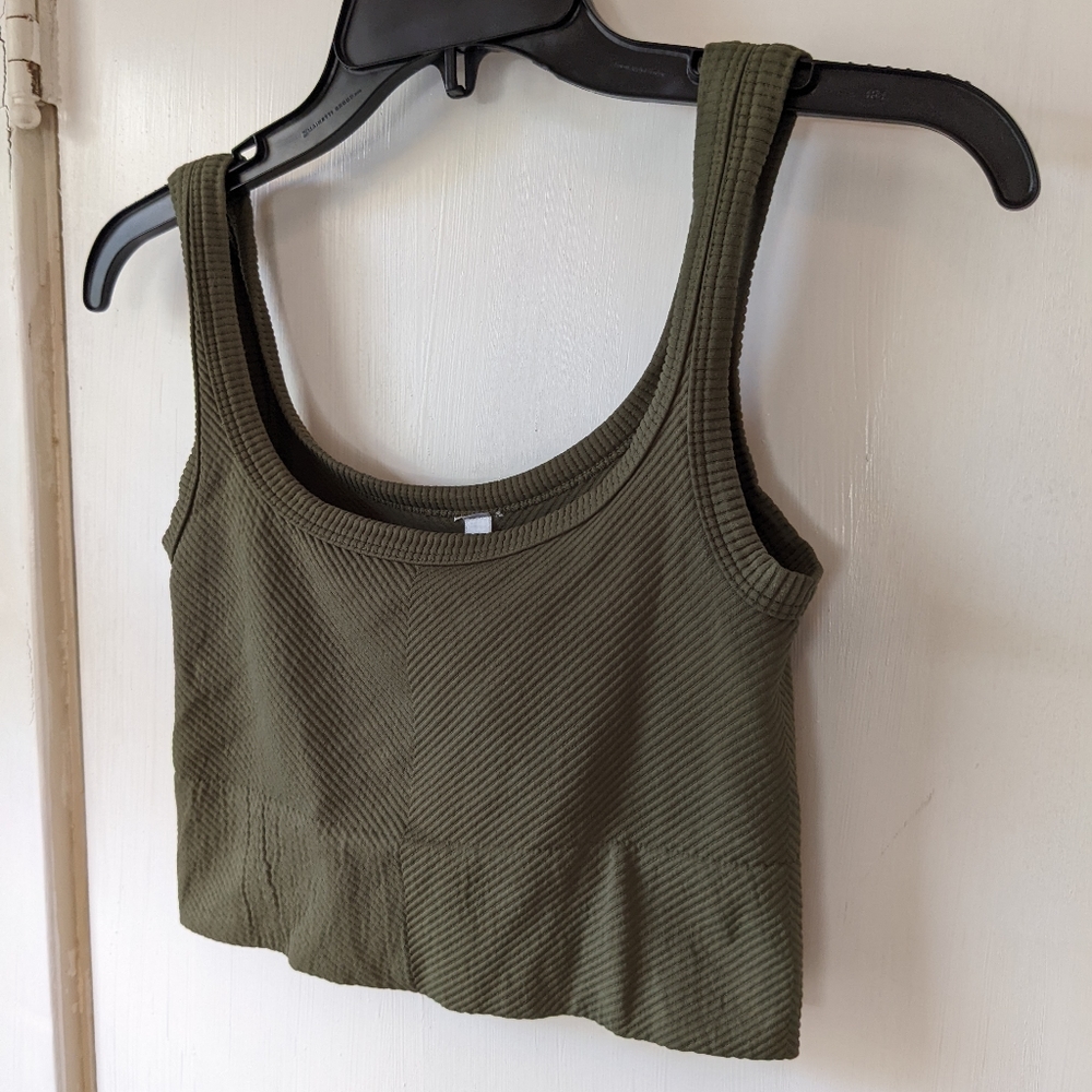 Green crop top women